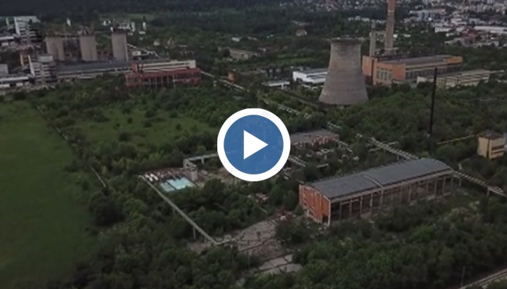 Ръководителят на операцията отказва да сподели в коя страна ще бъде извозен химикалът