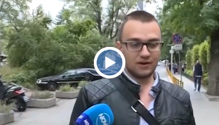 Не съм богат - пуша цигари за 5 лв. и се движа с градски транспорт