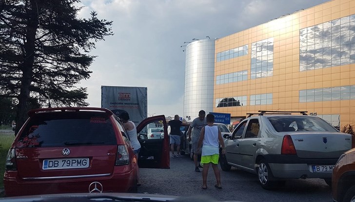 Километрична опашка и румънска креативност