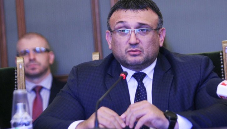 Вътрешният министър отговори на въпрос дали Бойко Борисов е помолил МВР за съдействие за разкриване на корупционни схеми в средите на партията