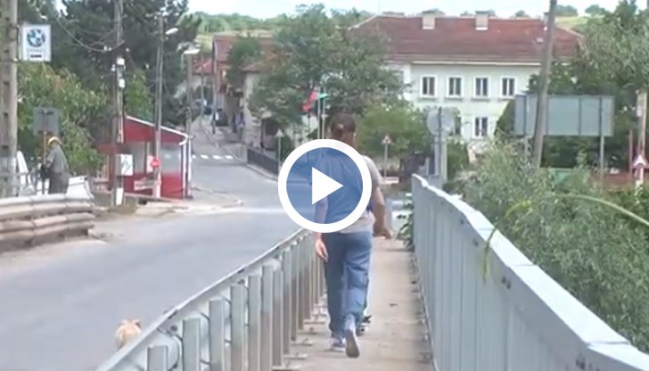 Движението продължава да бъде еднопосочно вече близо 2 години