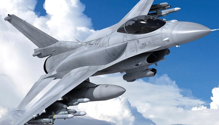 Шест от самолетите ще са едноместни, а два ще са двуместни