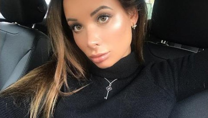 Тялото е било обезобразено и скрито голо в куфар Тялото е било обезобразено и скрито голо в куфар