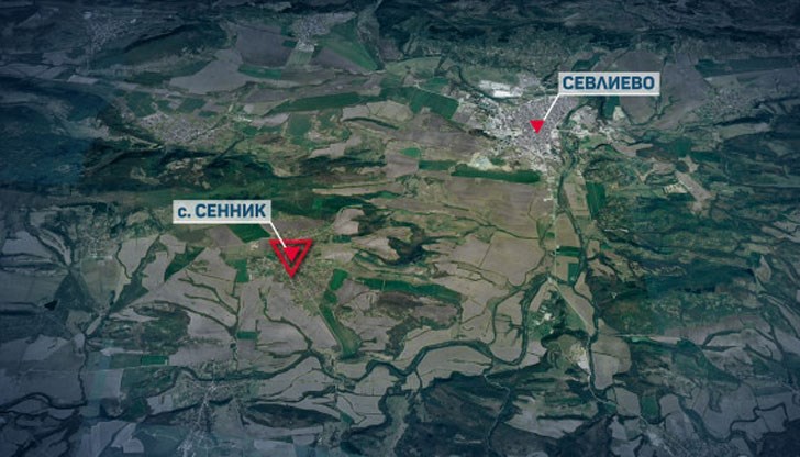 Кметът на село Сенник обясни, че материалите се доставят през нощта, но не знае какво е тяхното съдържание Кметът на село Сенник обясни, че материалите се доставят през нощта, но не знае какво е тяхното съдържание