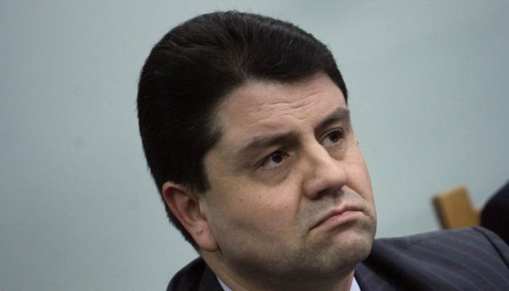 Заместник - министърът още не е решил дали ще напусне поста си в МВР