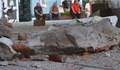 Фасада в центъра на Хасково се срути