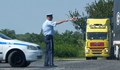 Аварирал ТИР затруднява движението по пътя Русе - Силистра