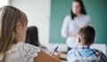 Търсят стотици учители преди началото на учебната година