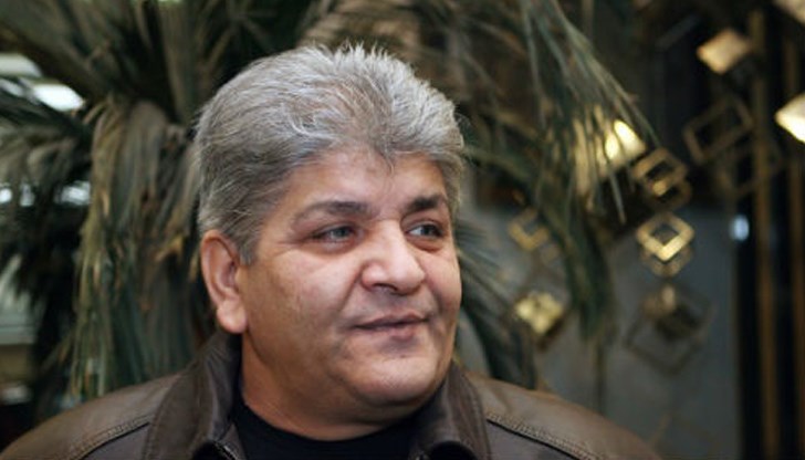 Изпълнителят на "Мой ангеле" отрече да е взимал пари