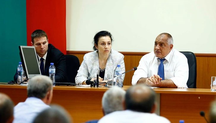 Баце е жертвата, а не петте милиона българи