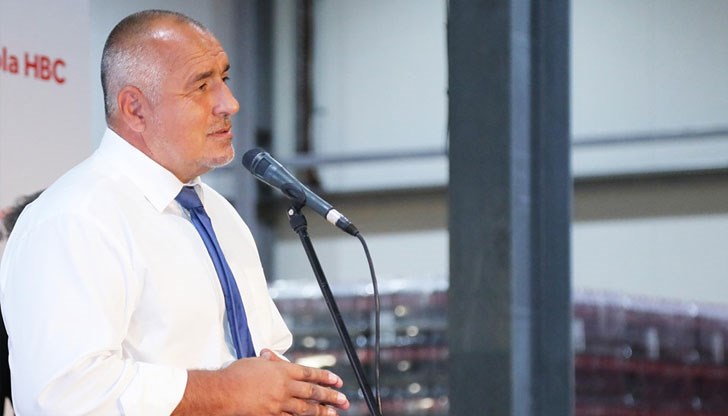 Борисов се хвали със строителството на пътища, "возейки в джипа си Нанков, който "пое" политическата отговорност", като от министър беше назначен за зам.-министър Борисов се хвали със строителството на пътища, "возейки в джипа си Нанков, който "пое" политическата отговорност", като от министър беше назначен за зам.-министър