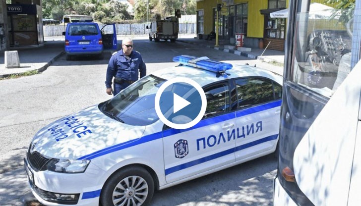 Дошлите на място сапьори заявиха, че боеприпасът е 28-сантиметров силно корозирал артилерийски снаряд