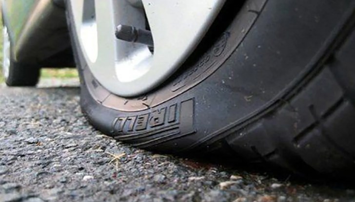 Автомобилът бил надраскан с остър предмет