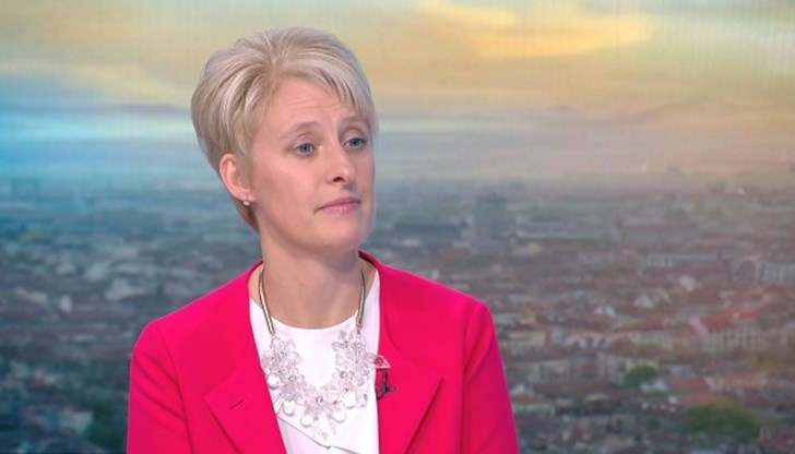 Ако обаче искаме да останем повече от три месеца, тогава ще има промени