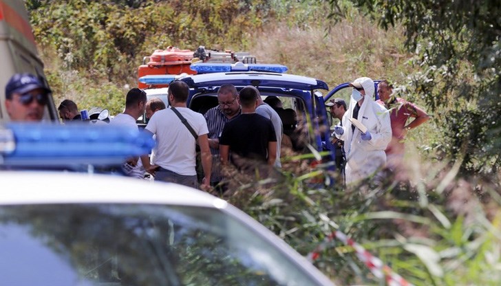 Мъжът и жената не са в базата данни на МВР Мъжът и жената не са в базата данни на МВР