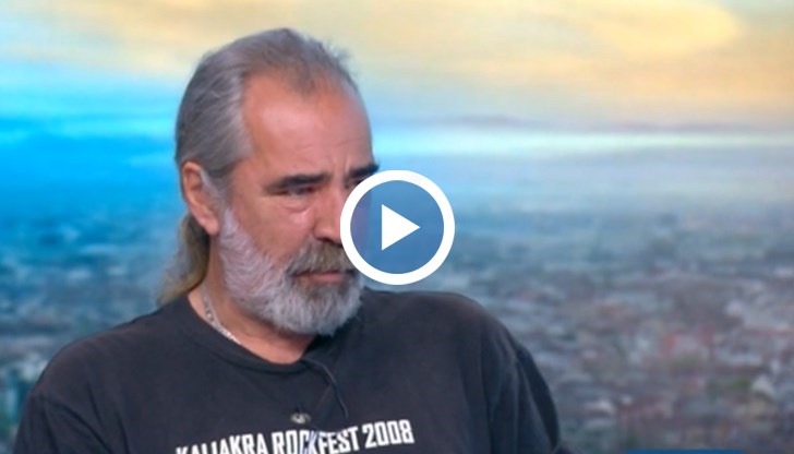 Гласуваме скучни неща като това кой да бъде председател