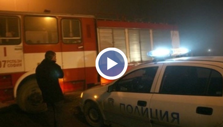 Пет противопожарни автомобила гасиха пламъците между гарите Долапите и Иваново