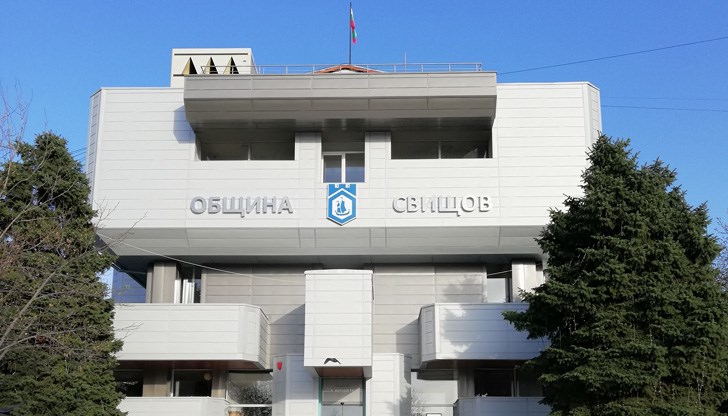 Причината е, че служителите са изпратени да контролират умъртвяването на животните от свинекомплекса в село Българско Сливово