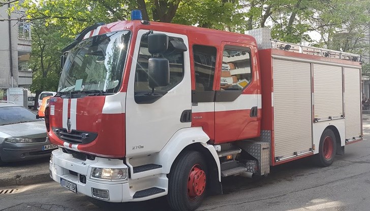 Шофьорът, предизвикал аварията, не се е трогнал, а директно отпрашил с автомобила си