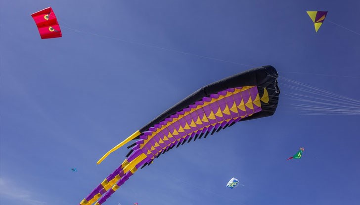 Авангардни хвърчила ще изпъстрят небето над Аспаруховския плаж