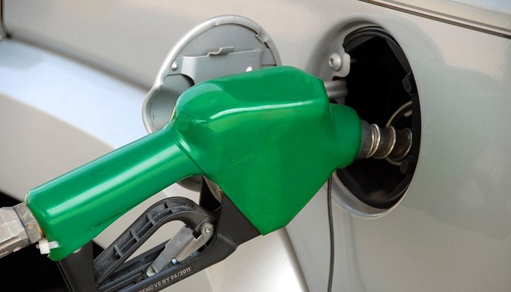 На водач ще се полагат не повече от 15 литра бензин или дизел На водач ще се полагат не повече от 15 литра бензин или дизел