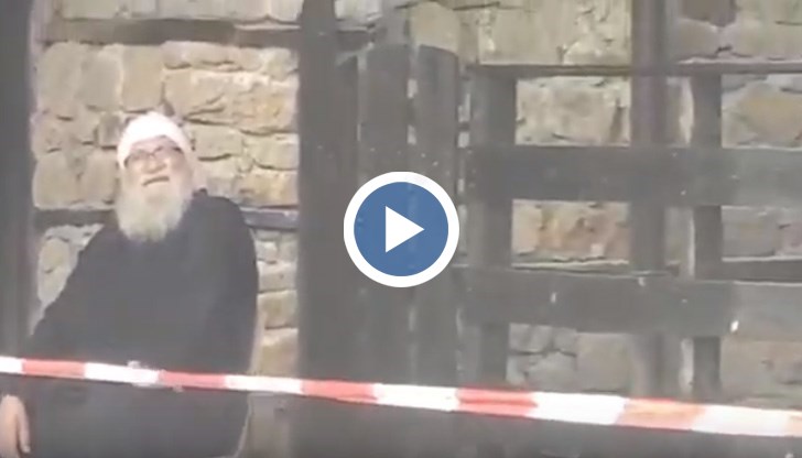 Бащата намушкал в гърба още един служител в приюта