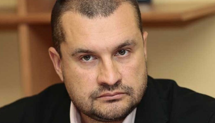 Политологът заема мястото на Иво Христов, който стана евродепутат