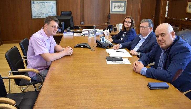 Ваклин е основният свидетел по делото срещу бившия кмет на "Младост" Десислава Иванчева