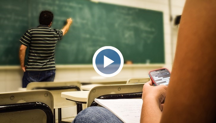 Бургаски училища предлагат заплата до 2000 лева на месец