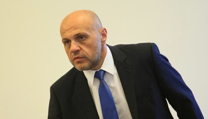 Текат обсъждания дали да не се предприеме затягане на някои режими, включително по отпускането на бързи кредити Текат обсъждания дали да не се предприеме затягане на някои режими, включително по отпускането на бързи кредити