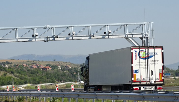 Тол системата работи на принципа, който "повече ползва – повече да плаща" Тол системата работи на принципа, който "повече ползва – повече да плаща"