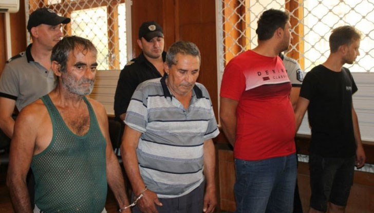 Братята Илиян и Красимир Илиеви са двигателите на подлата схема за измами в Бургас Братята Илиян и Красимир Илиеви са двигателите на подлата схема за измами в Бургас