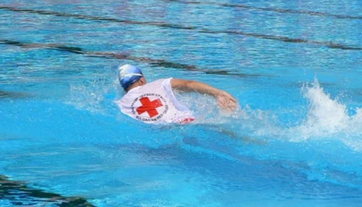 Приемният изпит по плуване на 50 метра свободен стил ще се проведе на 1 септември