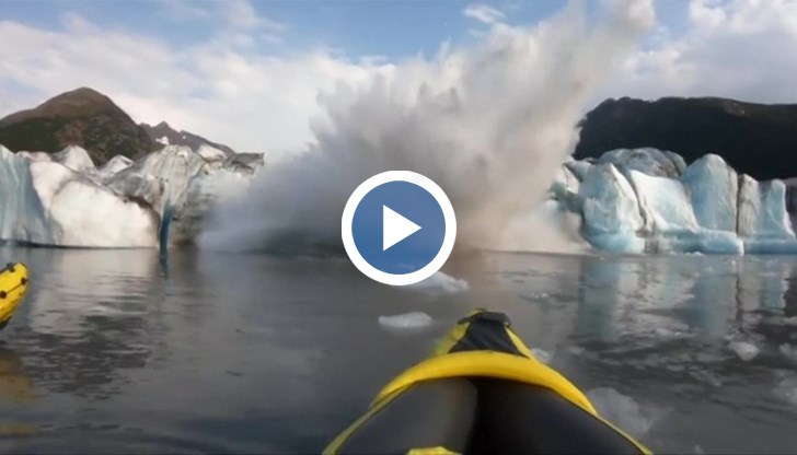 Драматично видео улавя момента на срутването на ледения къс