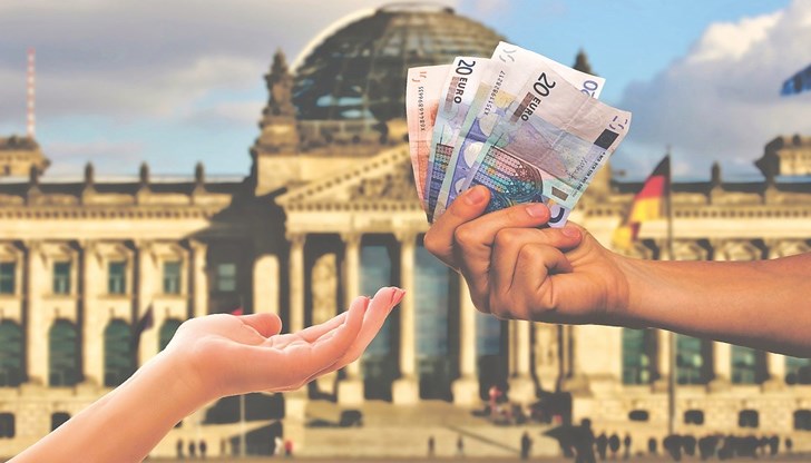 В документа се припомня, че процедурата е започналата миналата година