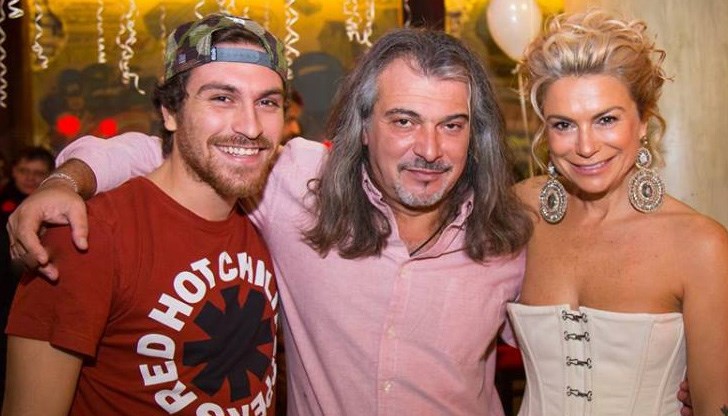 Бебо е претърпял инцидент с мотора си