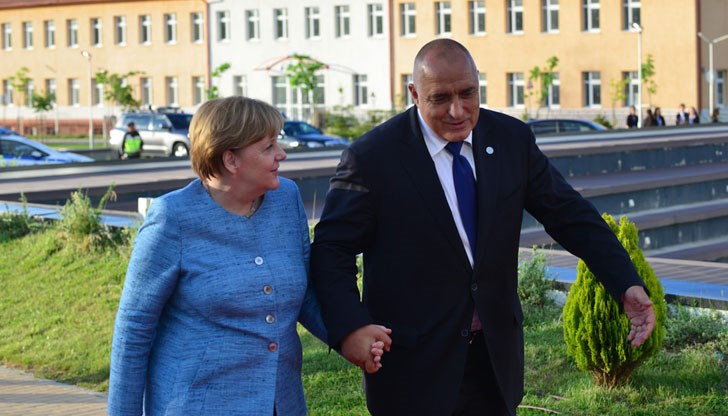 Темите, които ще бъдат обсъдени на заседанието в Берлин, са отношенията между България и Бавария, между България и Федерална Република Германия, както и въпроси, свързани с общите европейски политики и новия състав на европейските институции