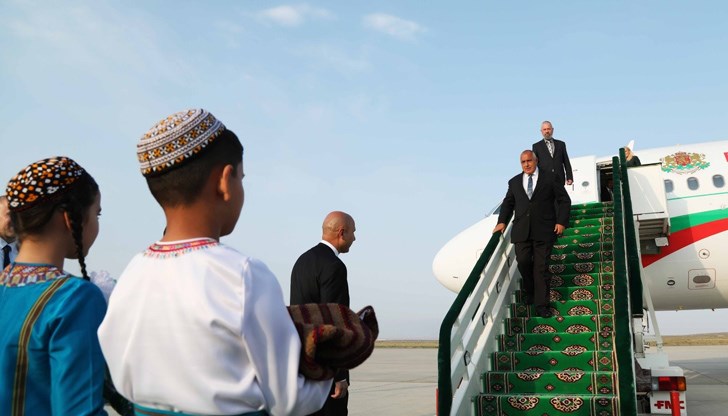 Премиерът ще се срещне с руския си колега Дмитрий Медведев