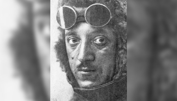 Русенецът извършва полет с първия самолет, закупен от България  - Bleriot XXI