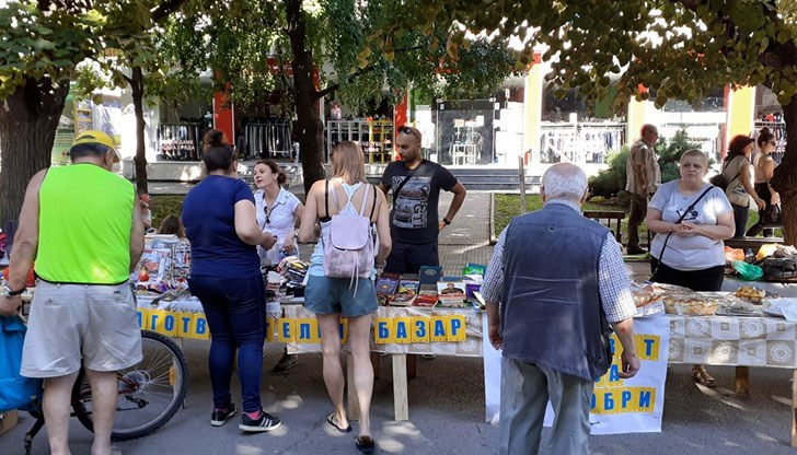 С общо събрани 4908,96 лева и анонимно дарение от 4000 евро приключи двудневният базар за младежа от Сливо поле