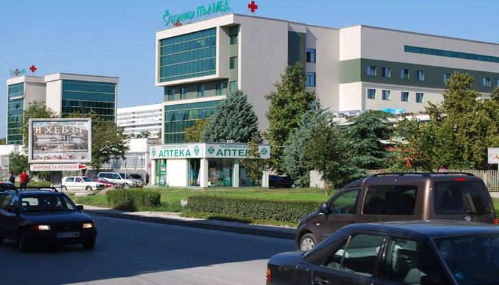 Пациенти и лекари са принудени да плащат такса за паркомясто