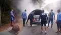 Пожарникари гасиха автомобил край Варна на връщане от състезание