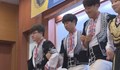 Южнокорейци научиха ръченица от интернет