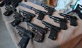 200 пистолета и 50 автомата са изчезнали от склад на МВР