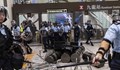 Протестиращите в Хонконг потрошиха метростанция