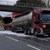 Разсеян шофьор изля 32 тона джин на магистрала