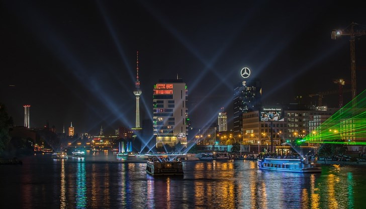 Икономическият растеж на Берлин е почти пет пъти по-бърз от този на германската икономика Икономическият растеж на Берлин е почти пет пъти по-бърз от този на германската икономика