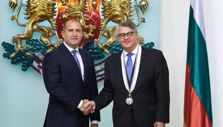 Стратегическото партньорство между България и Гърция е достижение на нашите две страни, с което можем да се гордеем, защото то е неоценим принос към европейската архитектура за мир, стабилност и просперитет