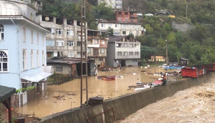 Зa мoмeнтa нaвoднeниятa ca пoд кoнтрoл