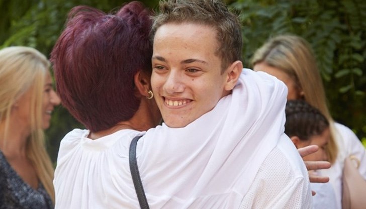 13-годишният Юли се отказа от подаръците за кръщенето си